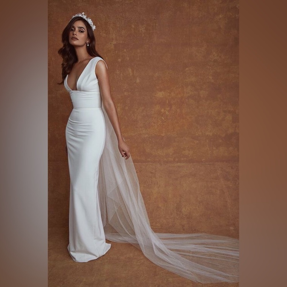 Sarah Seven Blanca Veil